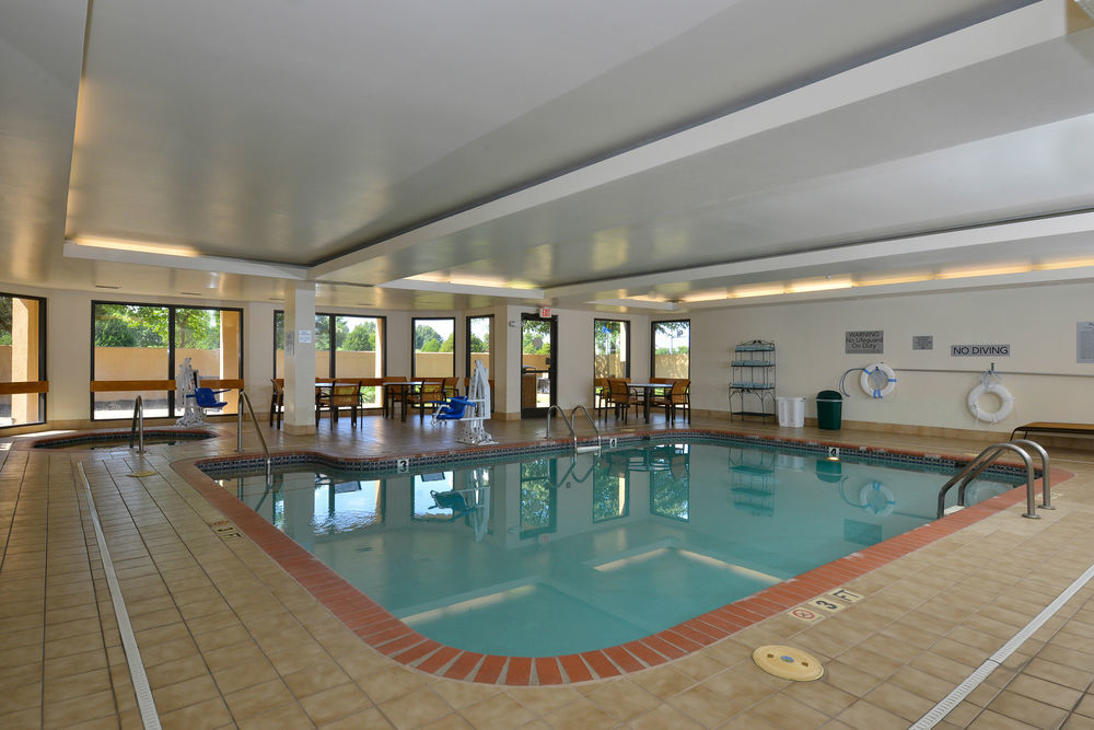 Courtyard By Marriott Бентонвіль Екстер'єр фото